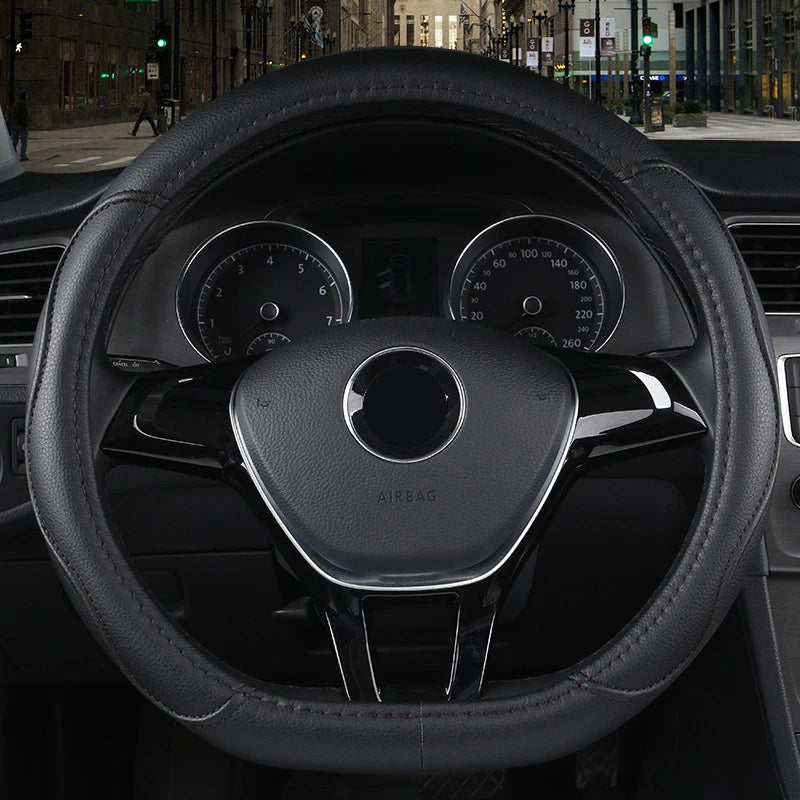 D-Type Leather Steering Wheel Cover for Nissan X-Trail, Qashqai, Rogue, March, Serena, Micra, Kicks, Altima, Teana (2017–2024)